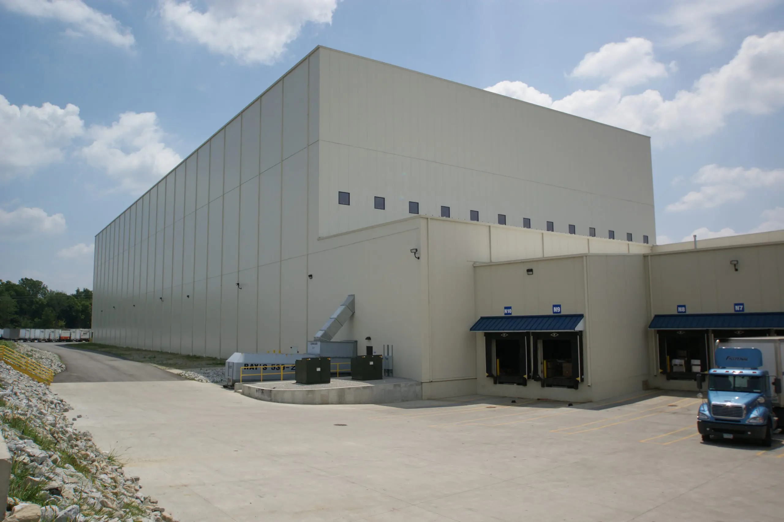 Automated Storage and Retrieval System Building