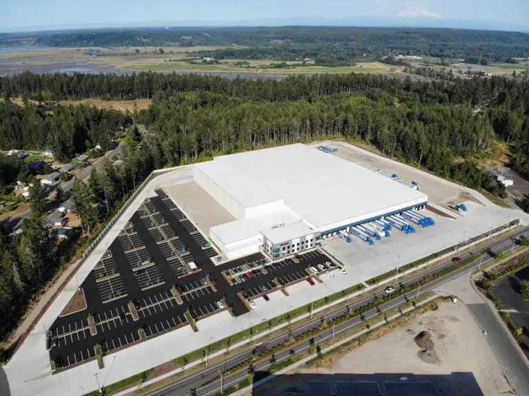 Warehouse, Automated Storage and Retrieval System, and Office Building