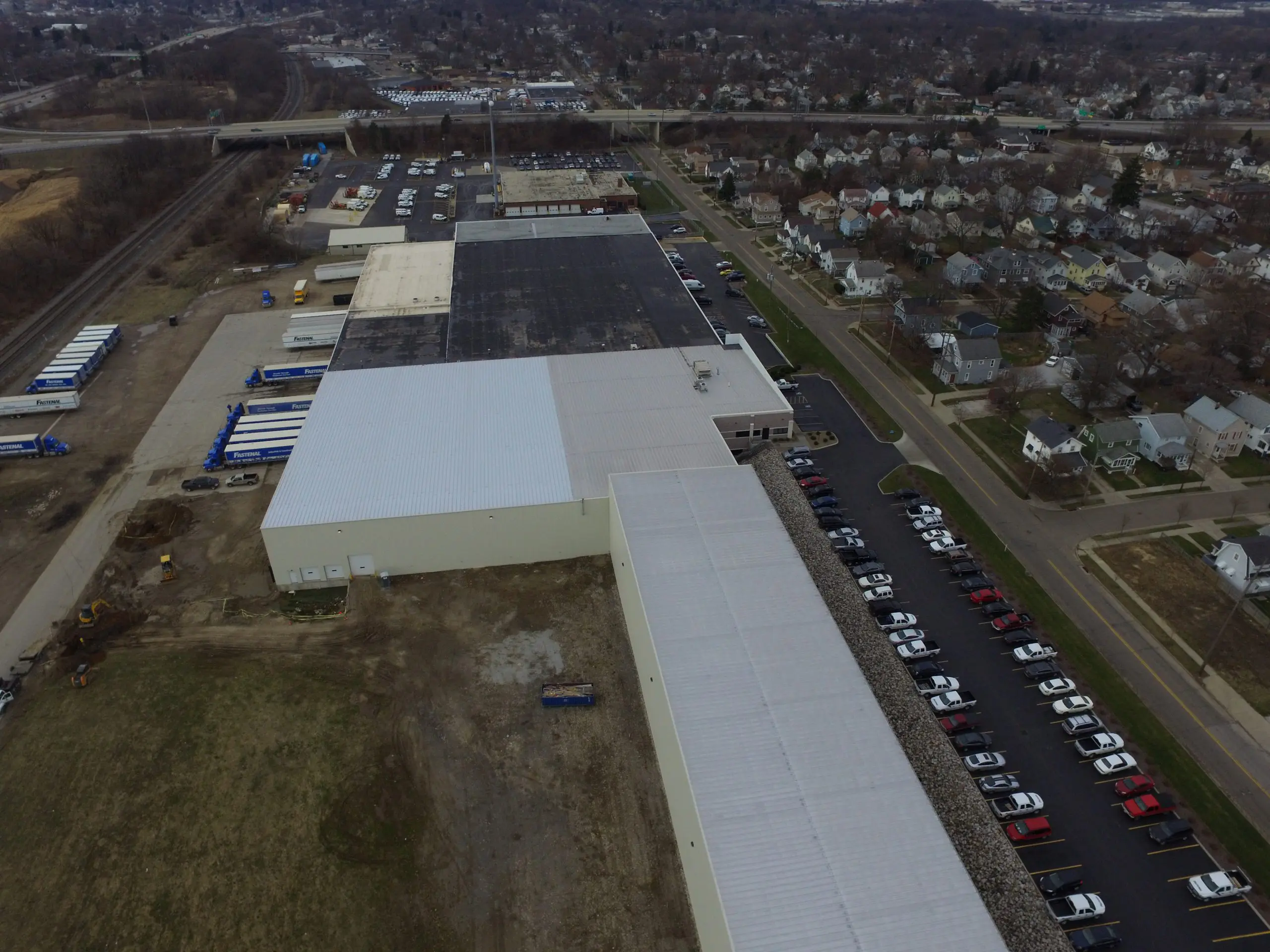Automated Storage and Retrieval System Building
