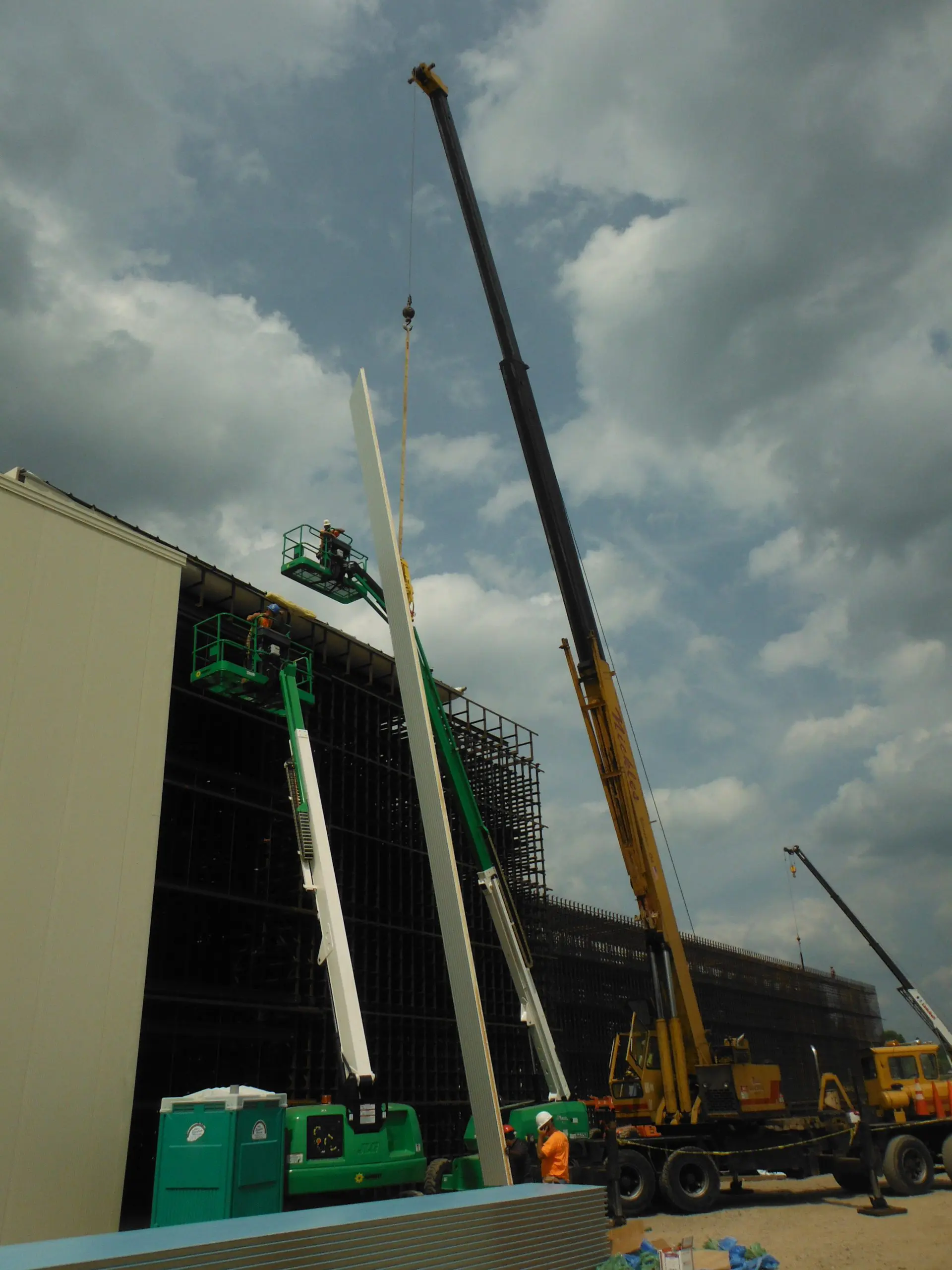Automated Storage and Retrieval System Building